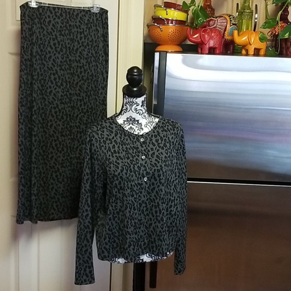 🐾Animal Print Midi Skirt Set